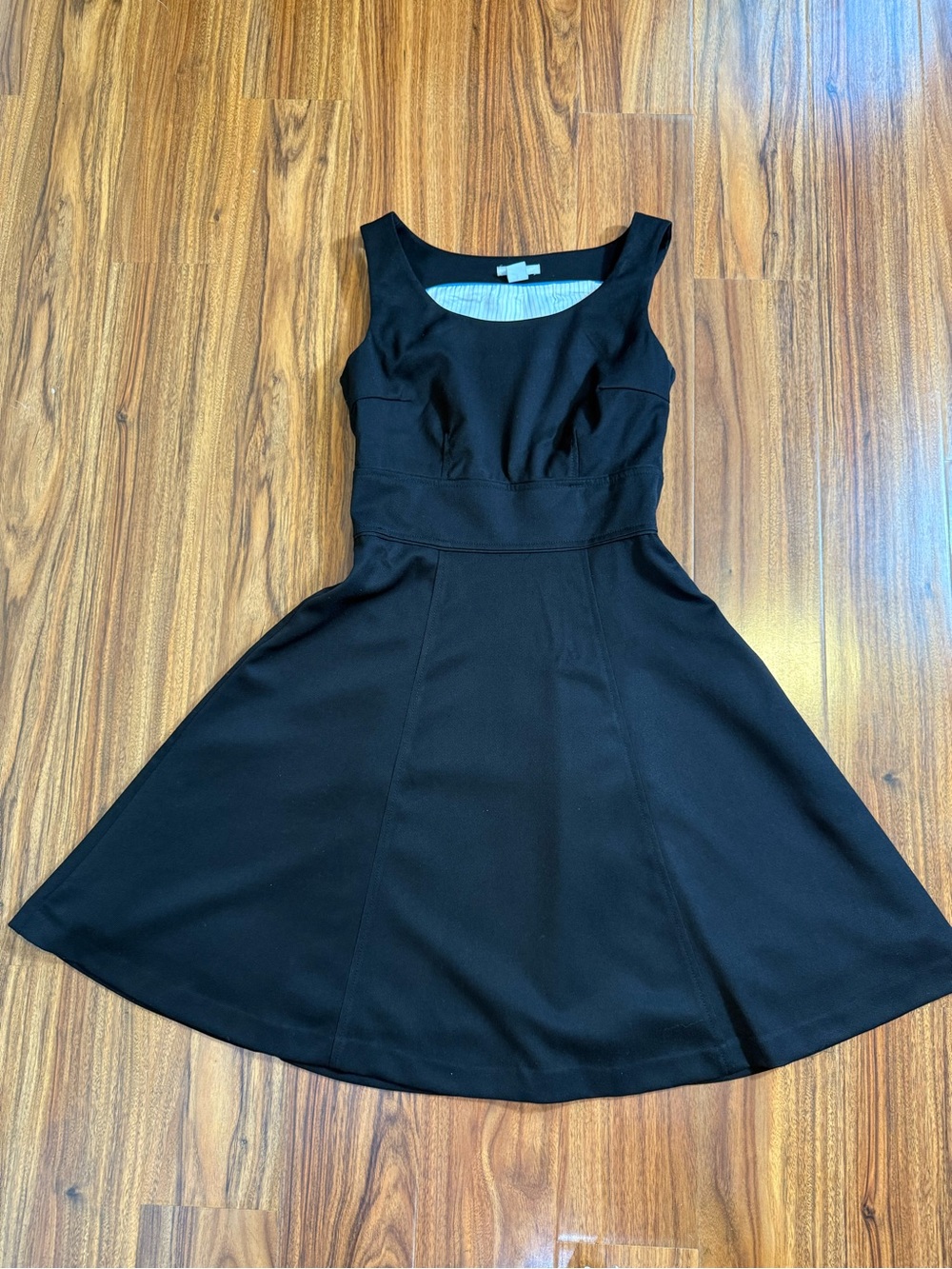 H&M Black Sleeveless Fit-and-Flare Midi Dress - Size 6